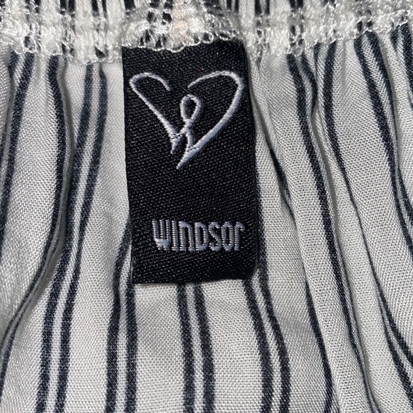 Off the shoulder striped long sleeve top - Picture 4 of 4